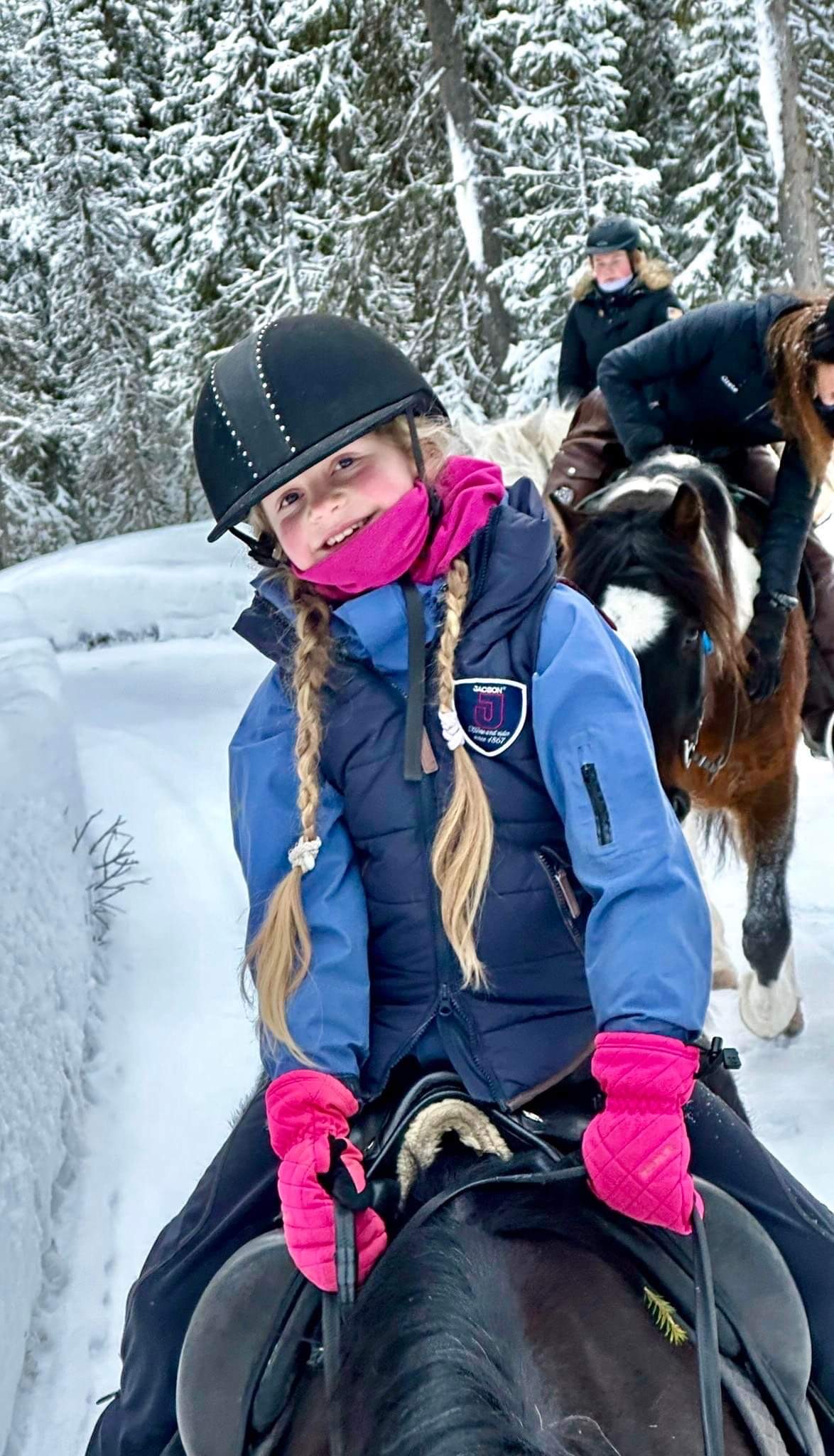 Ridetur Barn Vinter Myhre