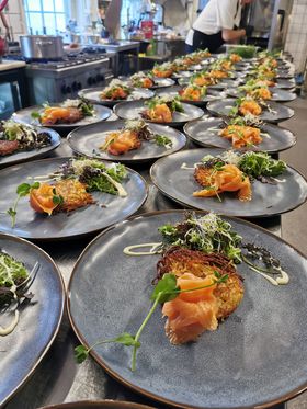 396602750 6221259724640137 1171134309954088654 N